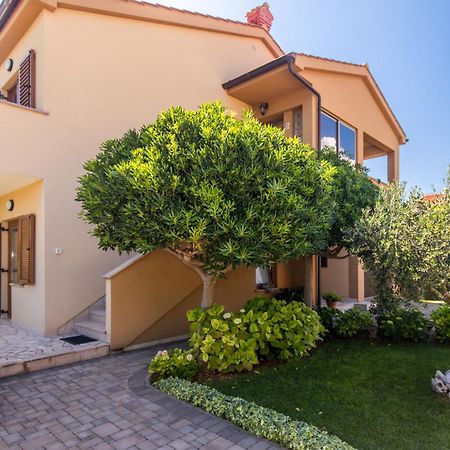Apartmani Pina Krk Town Dış mekan fotoğraf