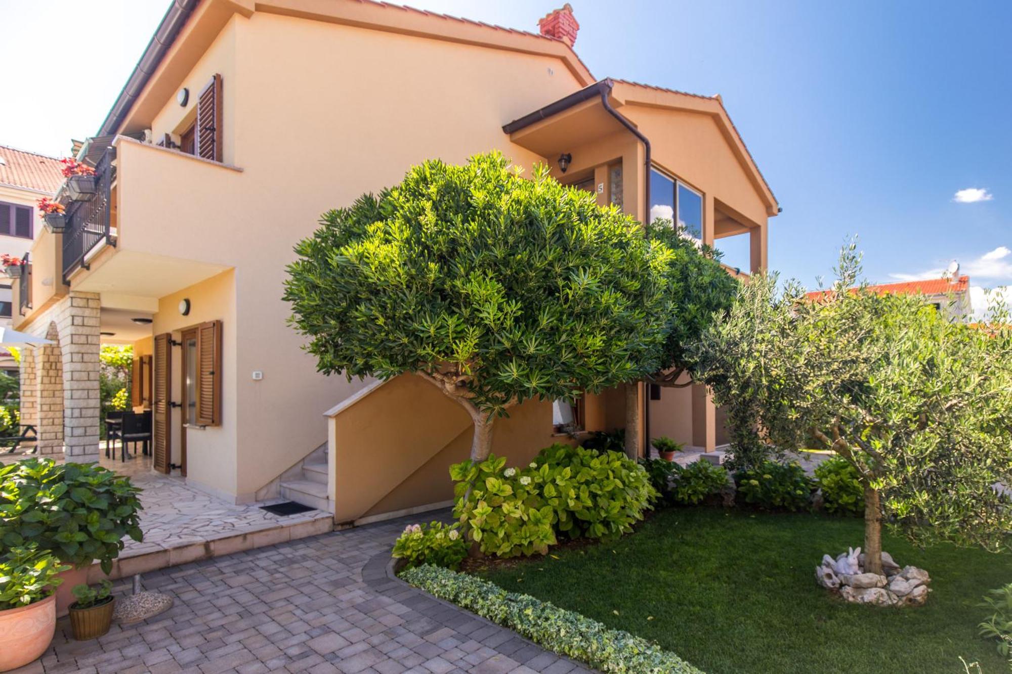 Apartmani Pina Krk Town Dış mekan fotoğraf