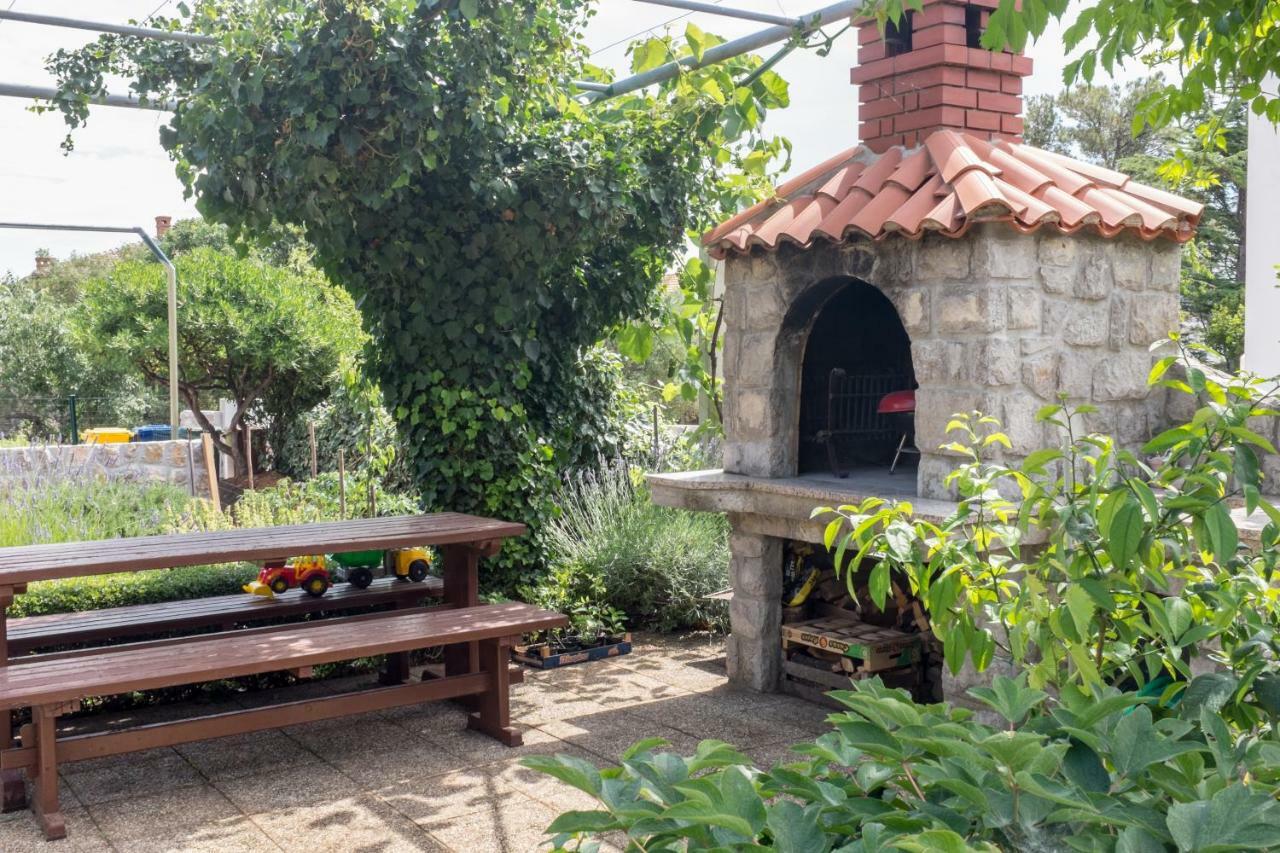 Apartmani Pina Krk Town Dış mekan fotoğraf